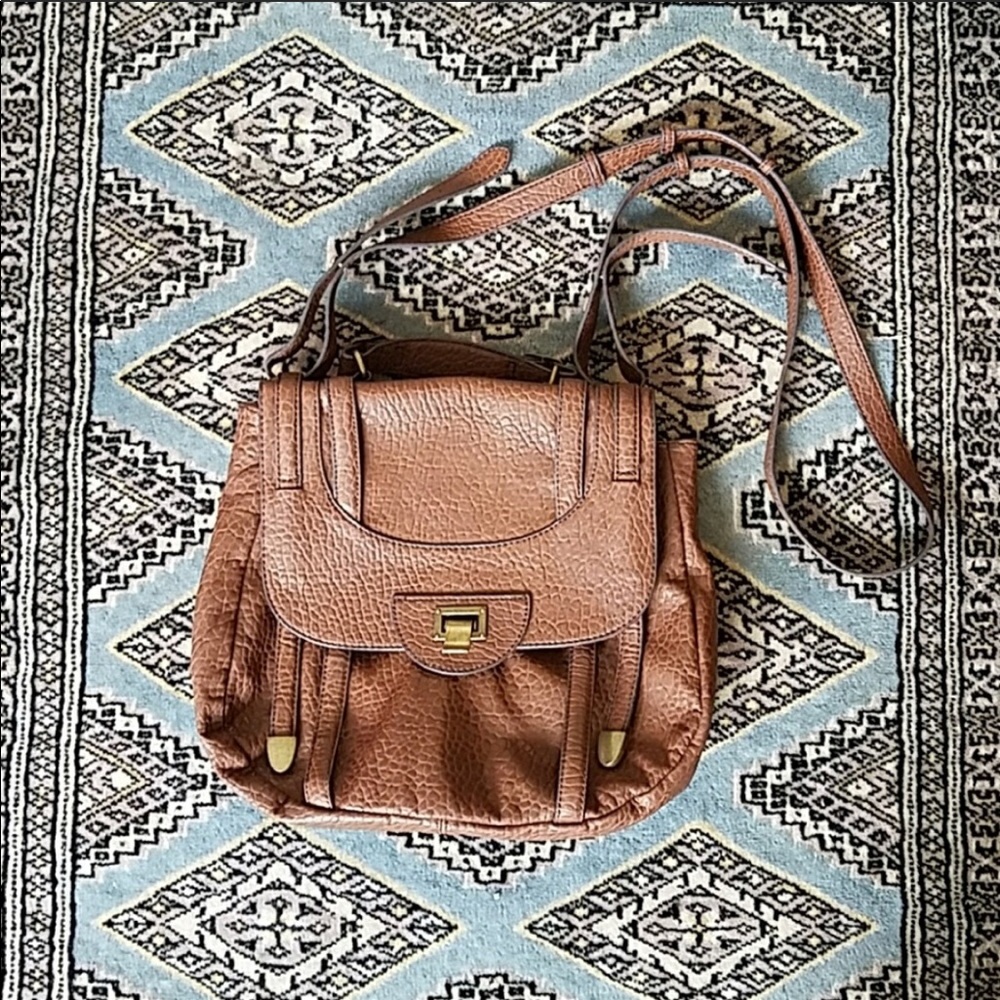 Jessica Simpson bag